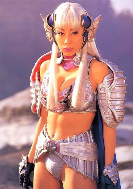 kotaeastwood's tweet image. 例のウエディングドレスの件は予想範囲以上に人権問題と名誉毀損になっているけど、こうしてみるとAV女優さんたちが現在も偏見の目で見られているのが確認出来た問題だったかなと…
でも裸で撮影している訳ではないし、何が問題なのか現在も分からないかな…皆同じ人なのに……