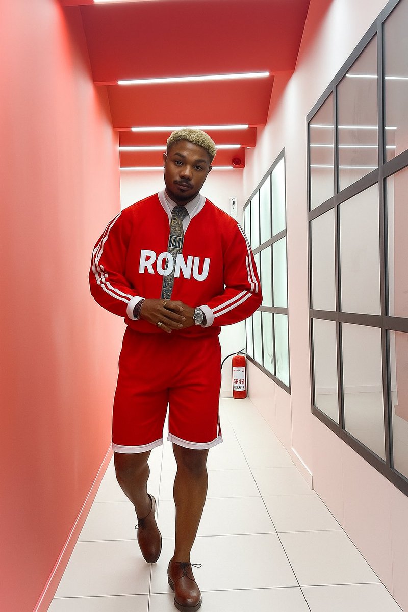 DemoLa (@demoofuk) on Twitter photo Ladies & Gentlemen, Ronu New Striker. Here we go
(Via RomanoFabrizio) Ladies & Gentlemen, Ronu New Striker. Here we go
(Via RomanoFabrizio)