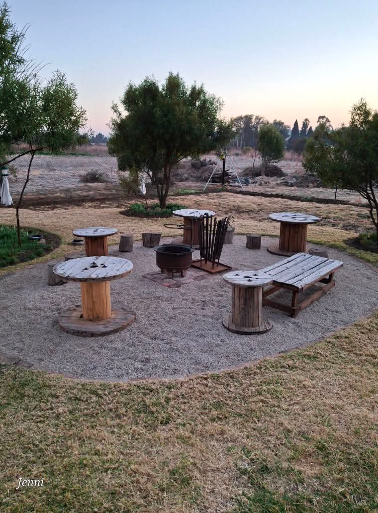 ReenvalSA (@reenvalsa) on Twitter photo 2° this morning. 06h40. Frost making all looking crisp. Can't wait for Summer. This is on a plot in Mooiplaats, Boschkop outside Pretoria. On Boschkop road.📷Jenni Dickson Jacobs <a href="/peoples_weather/">People°s Weather</a> <a href="/SAWeatherServic/">SA Weather Service</a> <a href="/VoxWeatherZa/">Vox Weather</a> <a href="/PretoriaFM/">Pretoria FM</a> <a href="/maroelamedia/">Maroela Media</a> 2° this morning. 06h40. Frost making all looking crisp. Can't wait for Summer. This is on a plot in Mooiplaats, Boschkop outside Pretoria. On Boschkop road.📷Jenni Dickson Jacobs <a href="/peoples_weather/">People°s Weather</a> <a href="/SAWeatherServic/">SA Weather Service</a> <a href="/VoxWeatherZa/">Vox Weather</a> <a href="/PretoriaFM/">Pretoria FM</a> <a href="/maroelamedia/">Maroela Media</a>