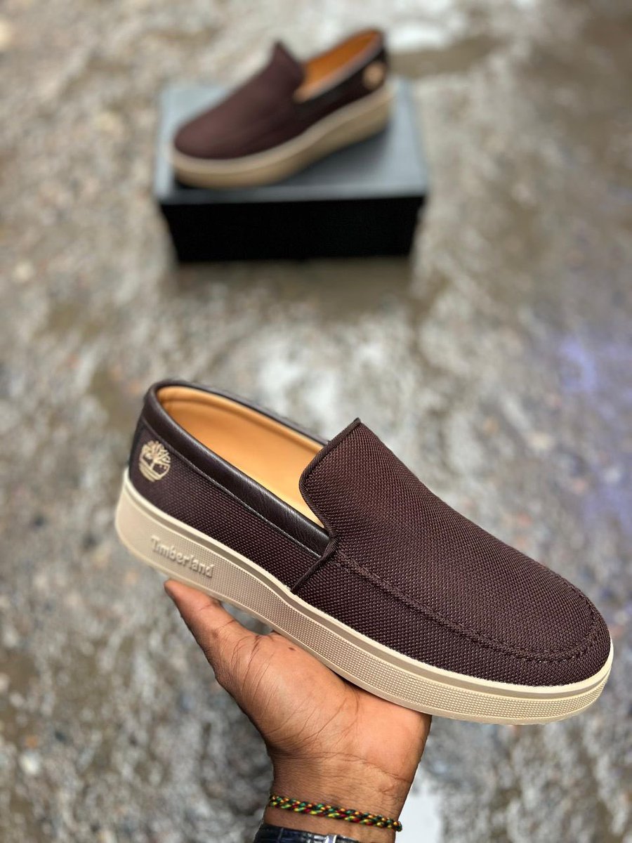 If it’s comes to your tl help me repost 

Sizes:40-45

Price: 15k 

.