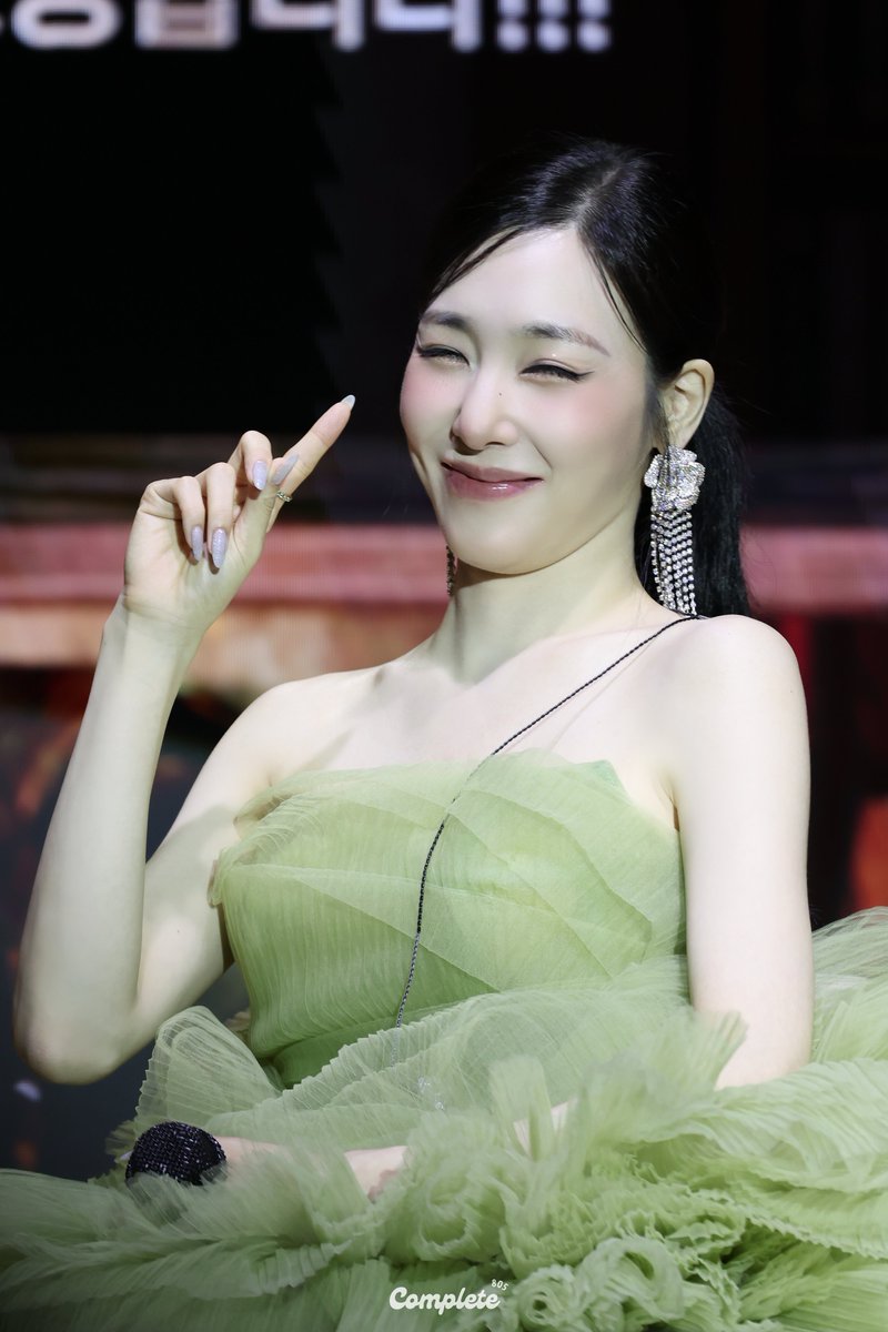 Complete805's tweet image. 250727 Tiffany HERE FOR YOU in MANILA
μ€μλ³Όπ«§
#TiffanyYoung #ν°νλμ #ν°νλ #HERE_FOR_YOU #2025HEREFORYOU_IN_ASIA #2025HEREFORYOU_IN_MANILA