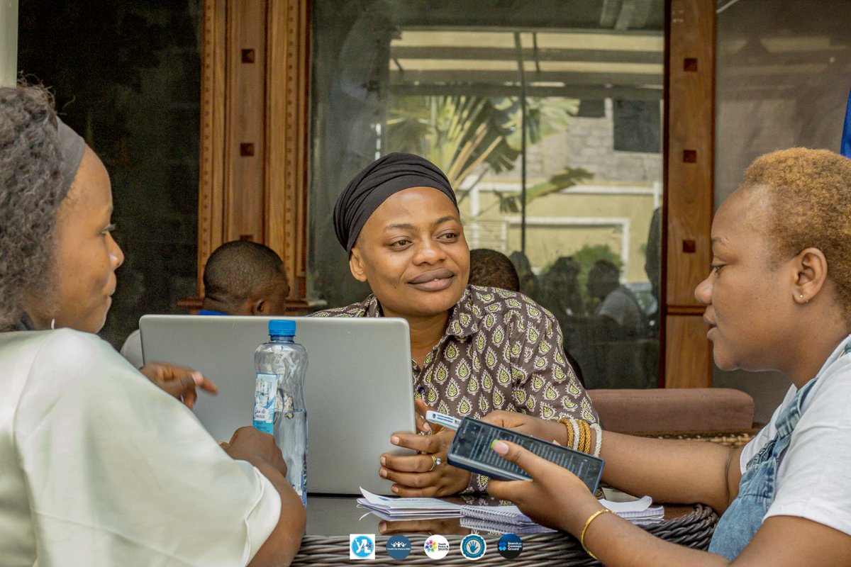 #UNP009 | Du 24 au 28 juillet à #Goma, 25 jeunes ont été formés à l’analyse collaborative des conflits avec #SFCG.
Objectif : renforcer leurs compétences et identifier des conflits à résoudre par des initiatives jeunes.
📌 Projet JPS financé par #UNPBF.
#JeunesseEngagée #Paix