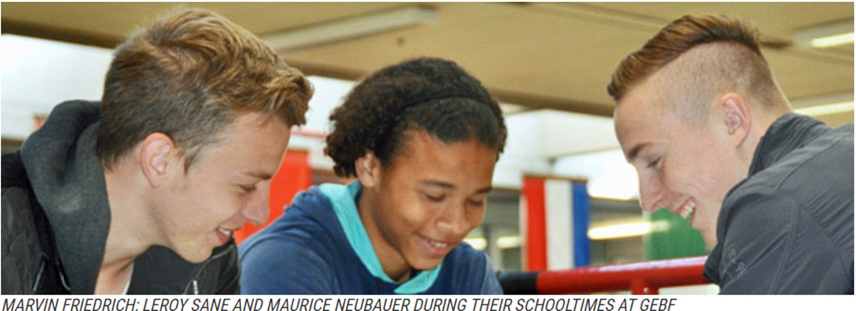LEROY SANE OZELINDE "BERGER FELD" SPOR ODAKLI OZEL OKUL VE YETISTIRDIGI YILDIZLAR

Leroy Sane, Almanya’daki “Realschule Gesamtschule Berger Feld” adlı özel spor odaklı okuldan mezun.
 
Bu okulun özelliği Schalke 04 ve Wattenscheid altyapılarıyla doğrudan bağlantılı bir eğitim