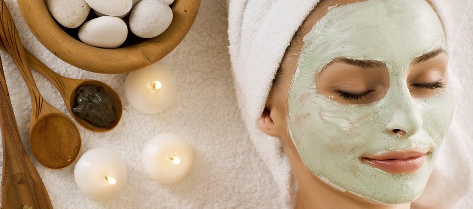 ClubCleo's tweet image. TLC for your face + Free Gift when you spend £4.95 or more 💝 - mailchi.mp/club-cleo/face…