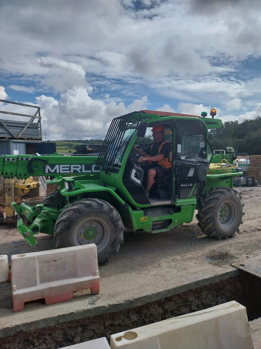 🧱Long Close, Landkey Site Update...

Things are progressing well out at our Long Close site in Landkey. Our Homes Co-Ordinator Roz  thought she'd share some pictures to show the progress being made...   📷 And Leon couldn't resist a photo op while driving his forklift... 😂