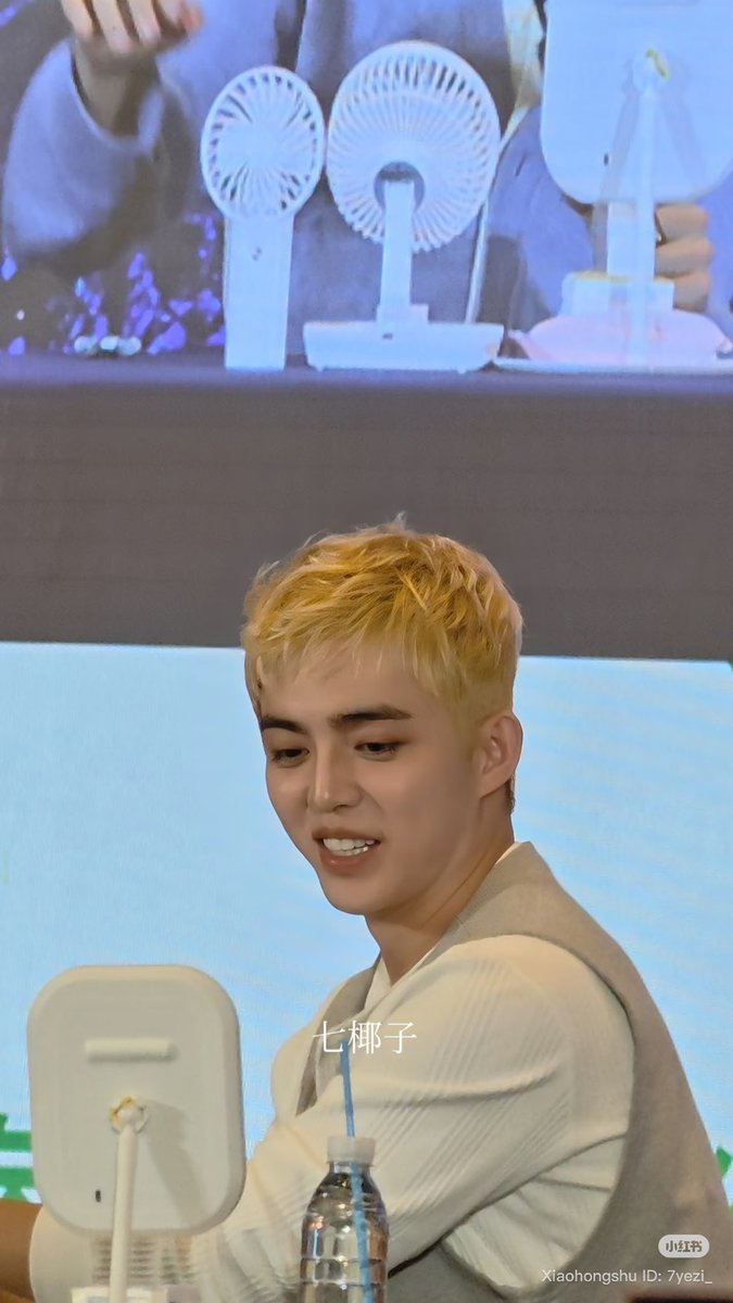 scoups and jun for today’s offline fansign!! 🩷