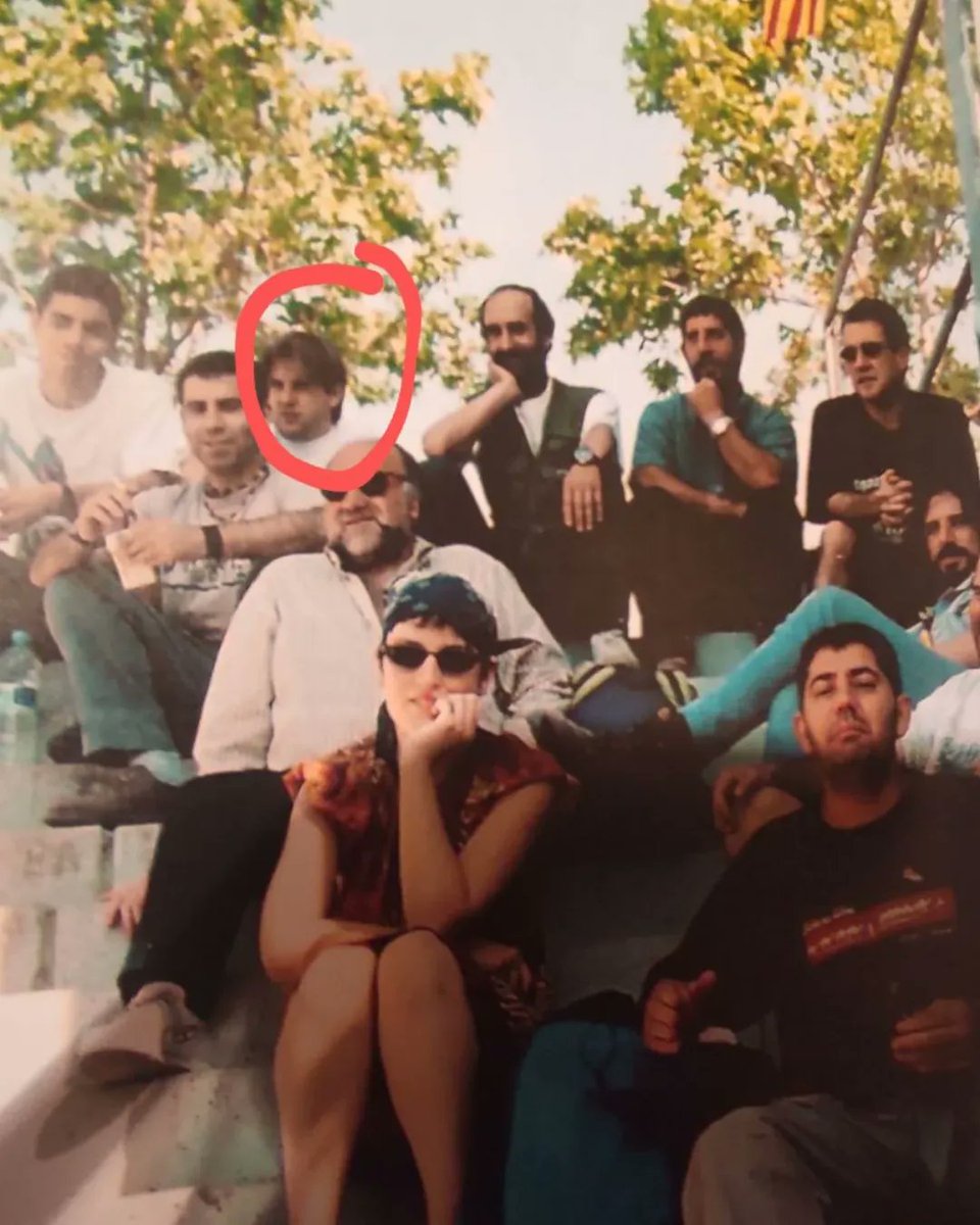 undercover_25_ tweet media