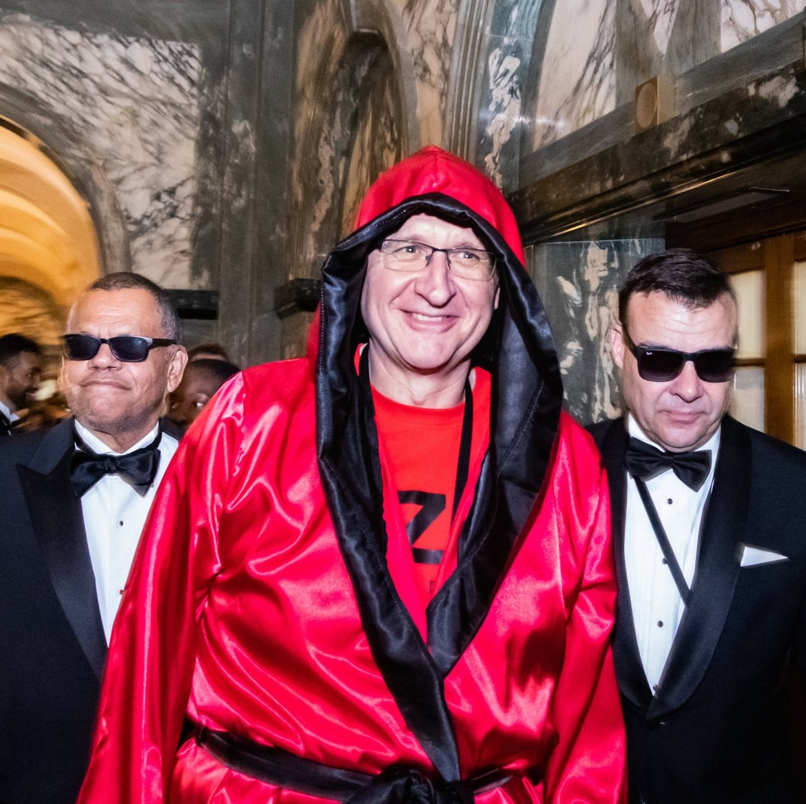 A transatlantic showdown is coming to the City!🥊

Don't miss #TheLordMayorsFireFightNight with thrilling bouts, dinner, auctions &amp; special guest Ricky Hatton receiving the Keys to the City.

🗓️8 October
📍Guildhall

🎟 bit.ly/4fagPn7

#FireFightNight #CityofLondon