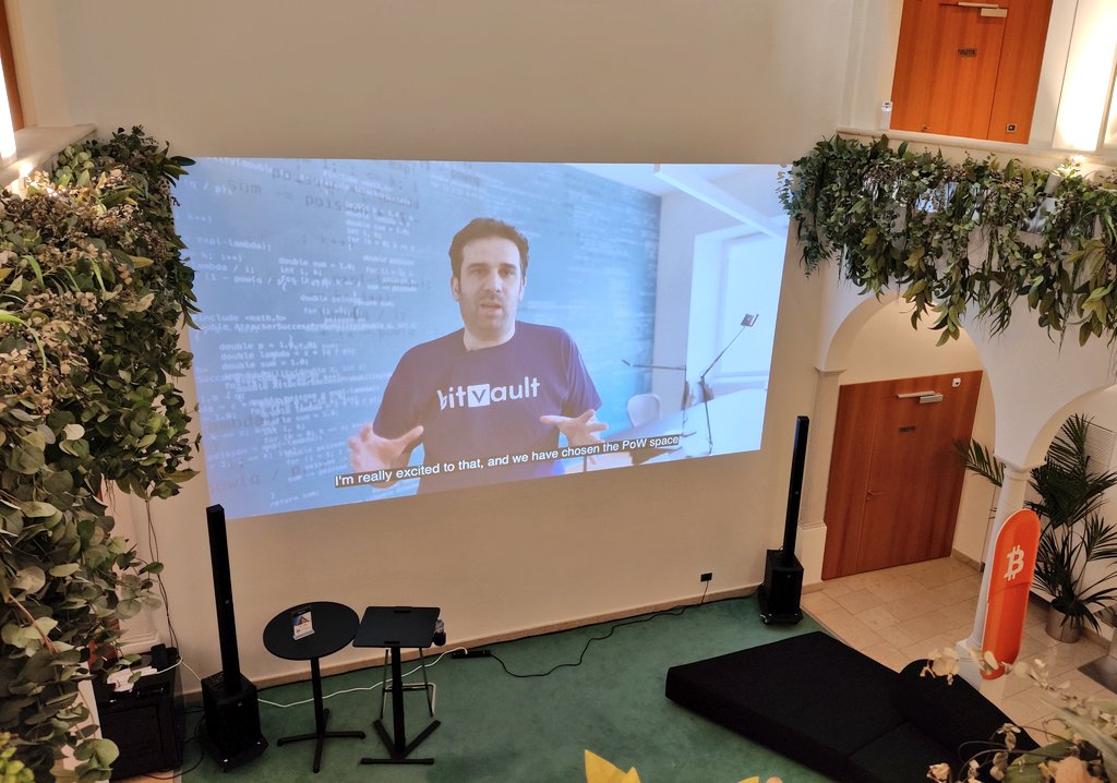 𝕷𝖊𝖊 𝕭𝖙𝖈⚡️ (@leebtc21) on Twitter photo "Don't give your money to the banks, be your own bank instead" - <a href="/CiccioMadonna/">Dr. Francesco Madonna (bitvault.sv)</a> "Don't give your money to the banks, be your own bank instead" - <a href="/CiccioMadonna/">Dr. Francesco Madonna (bitvault.sv)</a>