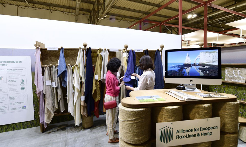 A <a href="/MilanoUnica_MU/">milanounica</a> <a href="/CLASSecohub/">C.L.A.S.S. eco hub</a> promuove #sostenibilità e #tracciabilità <a href="/flaxlinenhemp/">Alliance for European Flax-Linen & Hemp</a> #bemberg #hasahikasei #BrunelloSpa <a href="/IlunaGroup/">Iluna Group</a>  tinyurl.com/rhvzpdj8