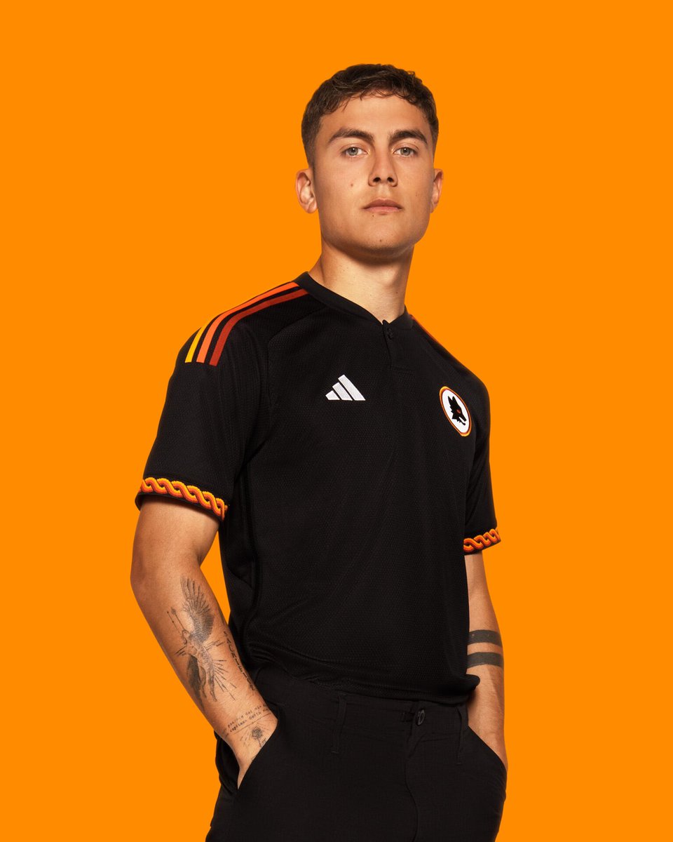 Gunit29116592's tweet photo. @the_marcoliboy A.S.Roma 3rd jersey 23/24 and 25/26 https://t.co/7JWhtBKrrT