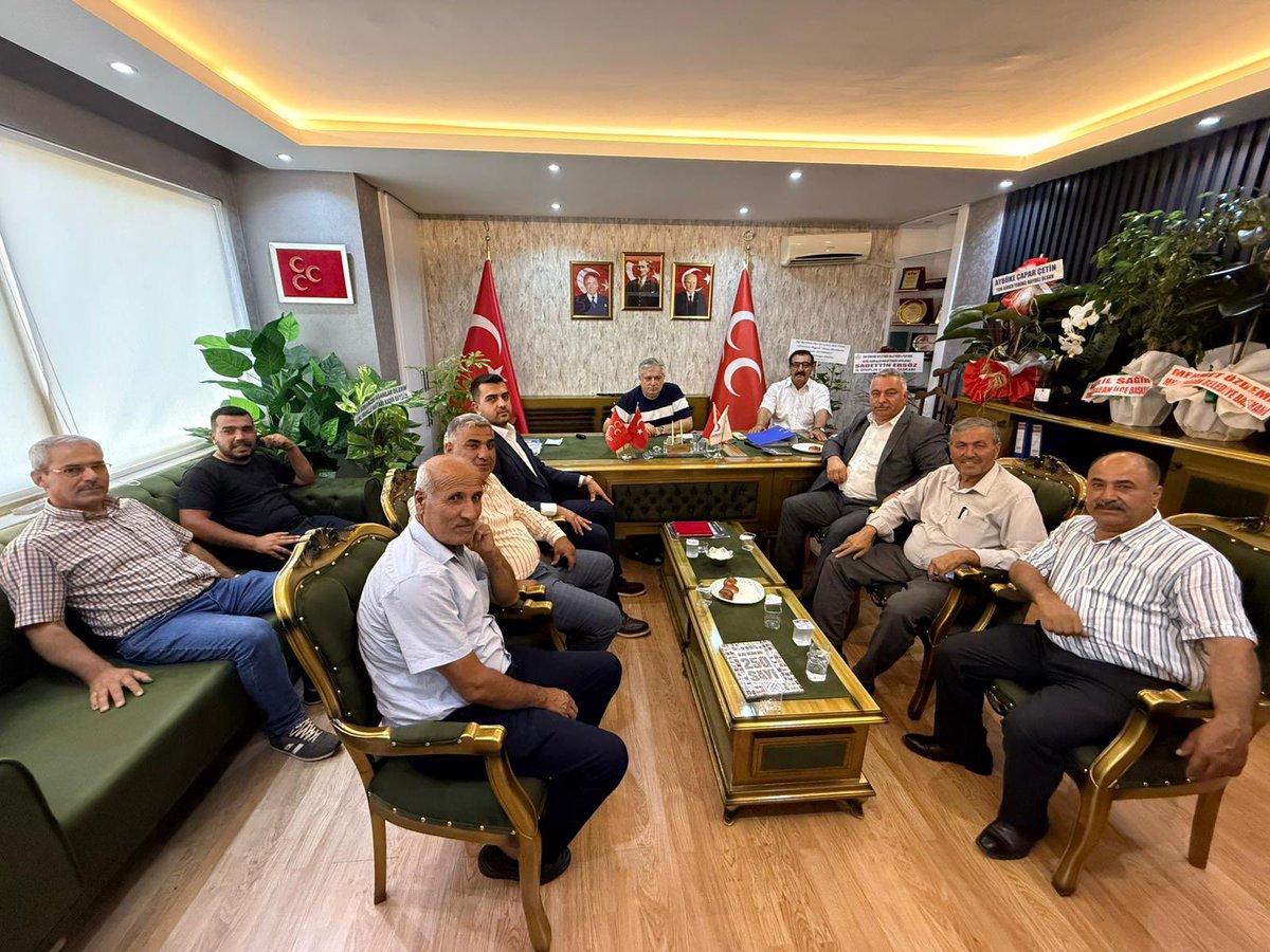 Milliyetçi Hareket Partisi MHP Şehitkamil İlçe Başkanlığı görevine atanan Sayın Fevzi Değirmenci’ye, İlçe teşkilat mensuplarımızla birlikte hayırlı olsun ziyaretinde bulunduk.

Yeni görevinde başarılar diliyor, bu kutlu davada kendisine üstün muvaffakiyetler temenni ediyoruz.