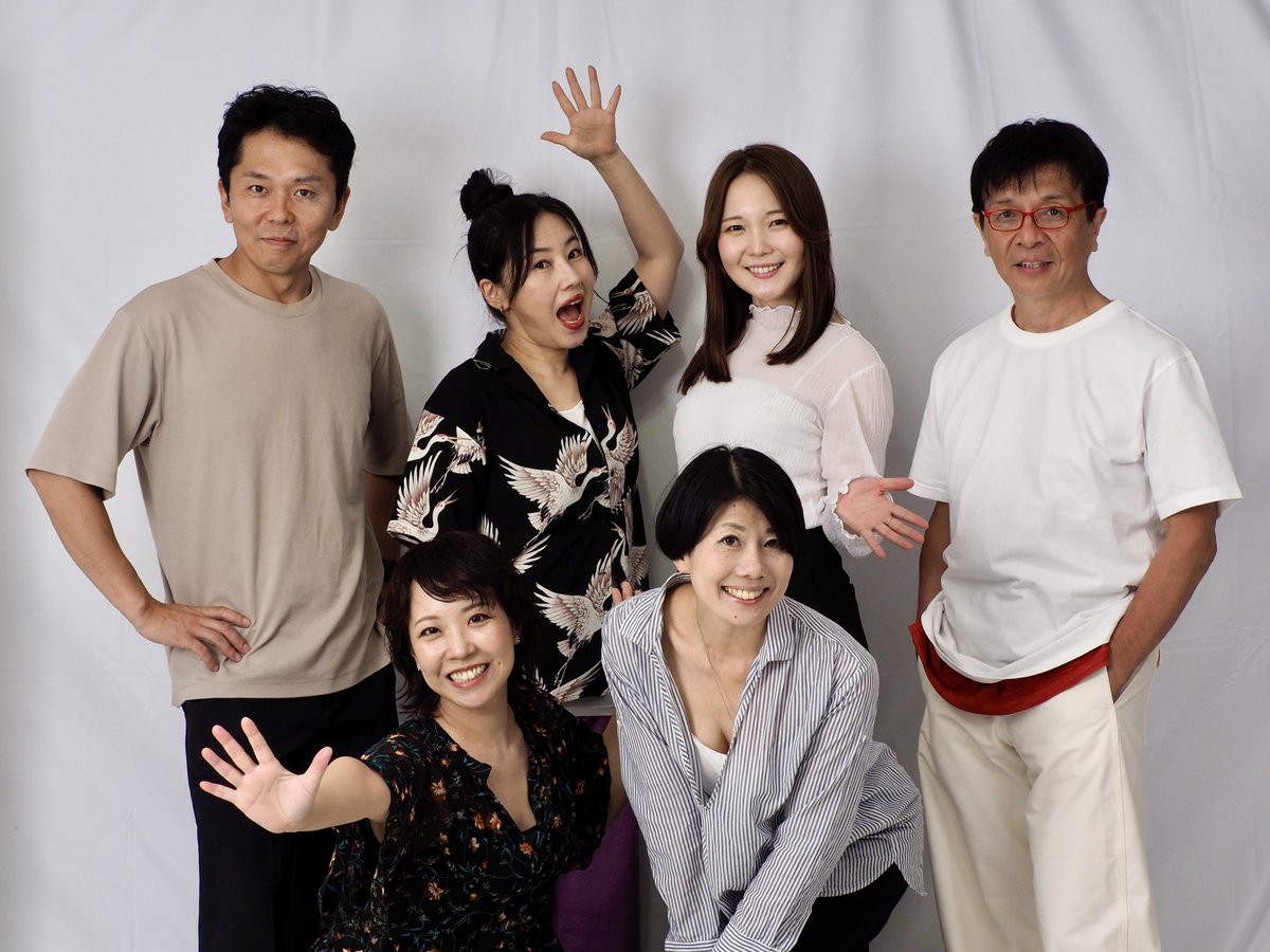 たつる先輩の提案で、
椿組の有志による
宣材写真撮影会が行われました📸

こちらは想い出づくりのための集合写真😌
み〜〜んな良き表情だ💥

椿組納涼公演はいよいよ来週末！8/8-11です🎐
新宿雑遊にて、お待ちしています🍻