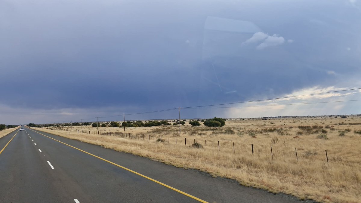 ReenvalSA (@reenvalsa) on Twitter photo Tussen Hopetown en Stryderburg📷Jaco Olivier <a href="/peoples_weather/">People°s Weather</a> <a href="/SAWeatherServic/">SA Weather Service</a> <a href="/VoxWeatherZa/">Vox Weather</a> <a href="/maroelamedia/">Maroela Media</a> <a href="/AgriSA1904/">Agri SA</a> <a href="/landbou/">landbou.com</a> Tussen Hopetown en Stryderburg📷Jaco Olivier <a href="/peoples_weather/">People°s Weather</a> <a href="/SAWeatherServic/">SA Weather Service</a> <a href="/VoxWeatherZa/">Vox Weather</a> <a href="/maroelamedia/">Maroela Media</a> <a href="/AgriSA1904/">Agri SA</a> <a href="/landbou/">landbou.com</a>