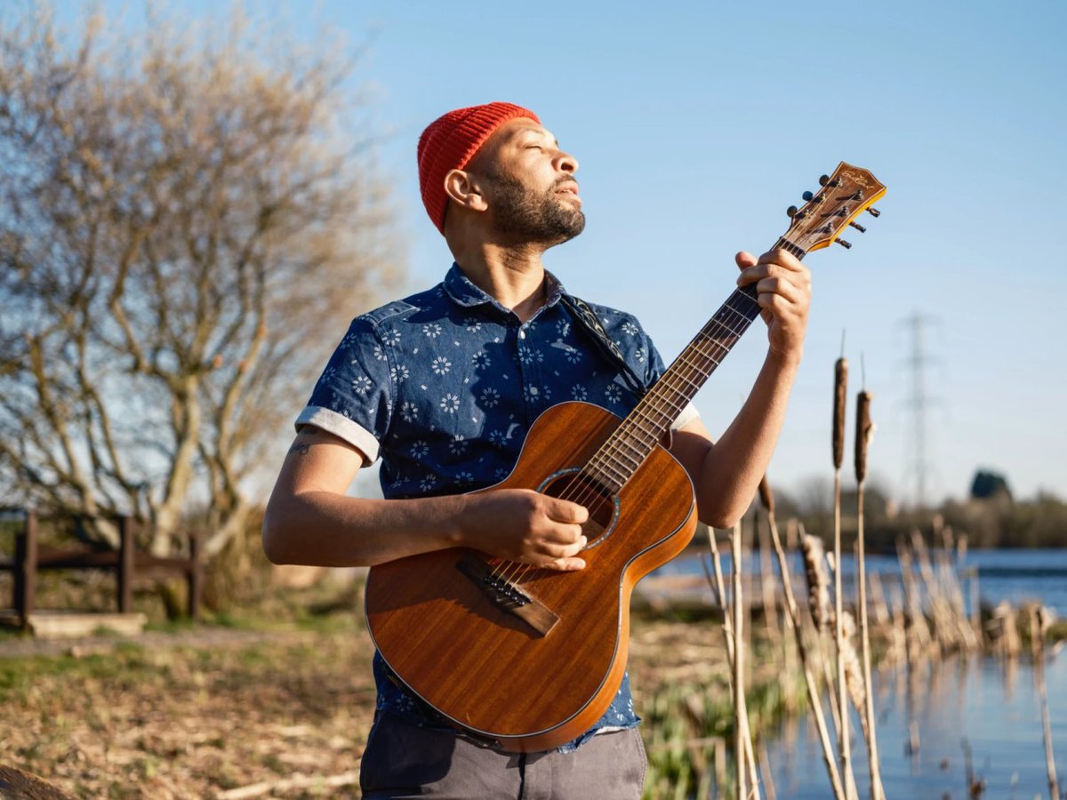 V13 Media (@v13media) on Twitter photo Scotland by way of Louisiana, singer-songwriter <a href="/AntThomaz1/">Ant Thomaz</a> joins us to share his Top 10 songs that inspire hope.
🔗: v13.net/2025/07/ant-th…
#Scotland #Louisiana #singersongwriter #AntThomaz #Top10 #inspirehope Scotland by way of Louisiana, singer-songwriter <a href="/AntThomaz1/">Ant Thomaz</a> joins us to share his Top 10 songs that inspire hope.
🔗: v13.net/2025/07/ant-th…
#Scotland #Louisiana #singersongwriter #AntThomaz #Top10 #inspirehope