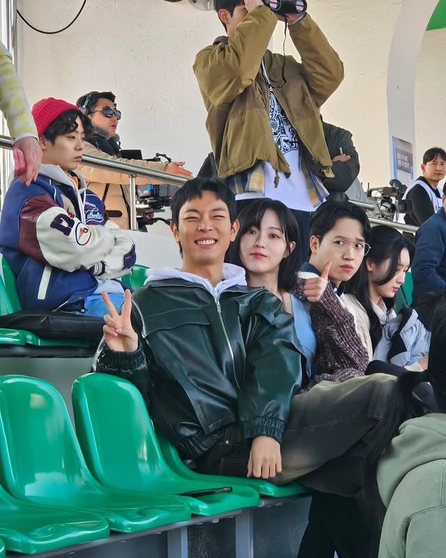ssidemovie's tweet photo. doyeon instagram update 🥹🫶🏻

#HeadOverHeels #HeadOverHeelsEp12 https://t.co/WNTOD8QY0s