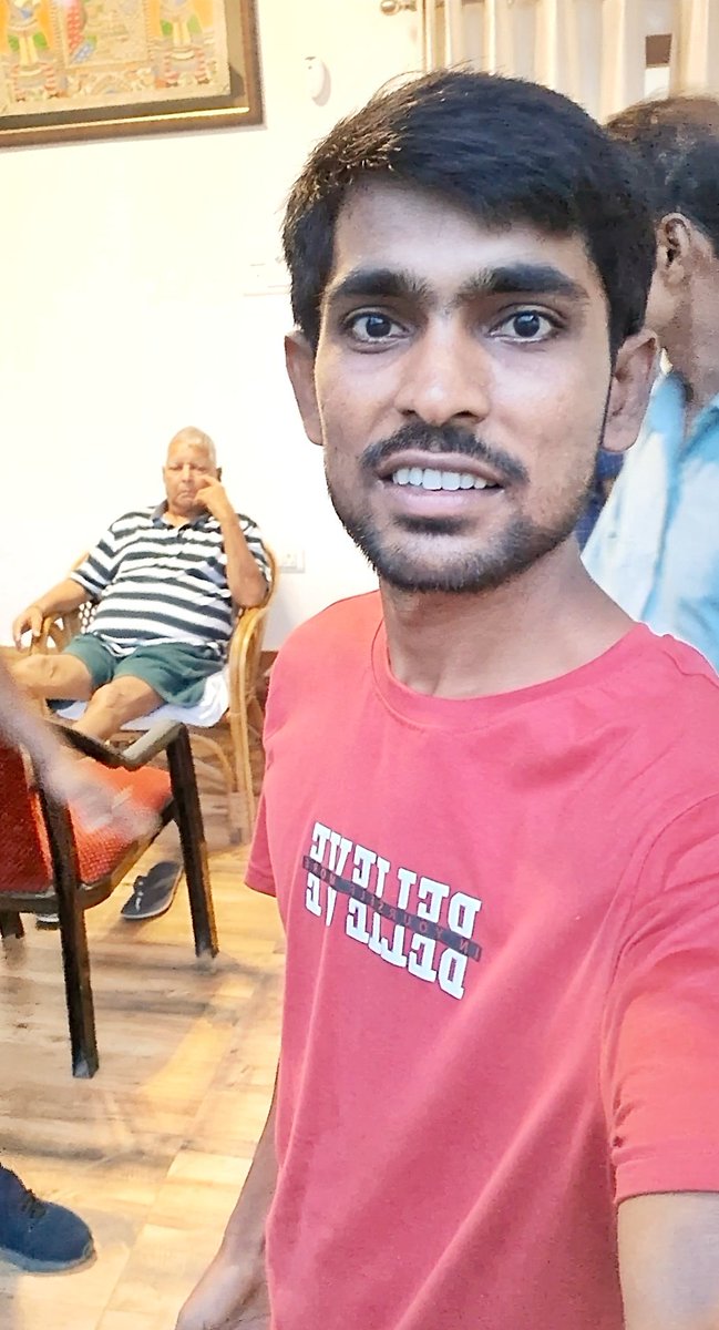 Jasvir Yadav (Yashveer Kumar) (@thejasviryadav) on Twitter photo आज <a href="/yadavtejashwi/">Tejashwi Yadav</a> सर से मिलने के लिए उनके आवास पर गए, लेकिन तेजस्वी सर आज आवास पर नहीं थे, जिसके कारण उनसे मुलाकात नहीं हो पाई। लेकिन <a href="/laluprasadrjd/">Lalu Prasad Yadav</a> सर उपस्थित थे, तो उन्हीं से मुलाकात करके तेजस्वी सर के पीए को आवेदन दे दिया गया। #Beltron #JasvirYadav <a href="/AbhaySinghIAS/">Abhay Kumar Singh</a> आज <a href="/yadavtejashwi/">Tejashwi Yadav</a> सर से मिलने के लिए उनके आवास पर गए, लेकिन तेजस्वी सर आज आवास पर नहीं थे, जिसके कारण उनसे मुलाकात नहीं हो पाई। लेकिन <a href="/laluprasadrjd/">Lalu Prasad Yadav</a> सर उपस्थित थे, तो उन्हीं से मुलाकात करके तेजस्वी सर के पीए को आवेदन दे दिया गया। #Beltron #JasvirYadav <a href="/AbhaySinghIAS/">Abhay Kumar Singh</a>
