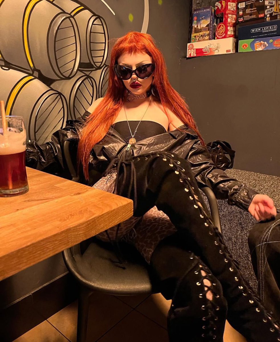 Mam ochotę cię skopać