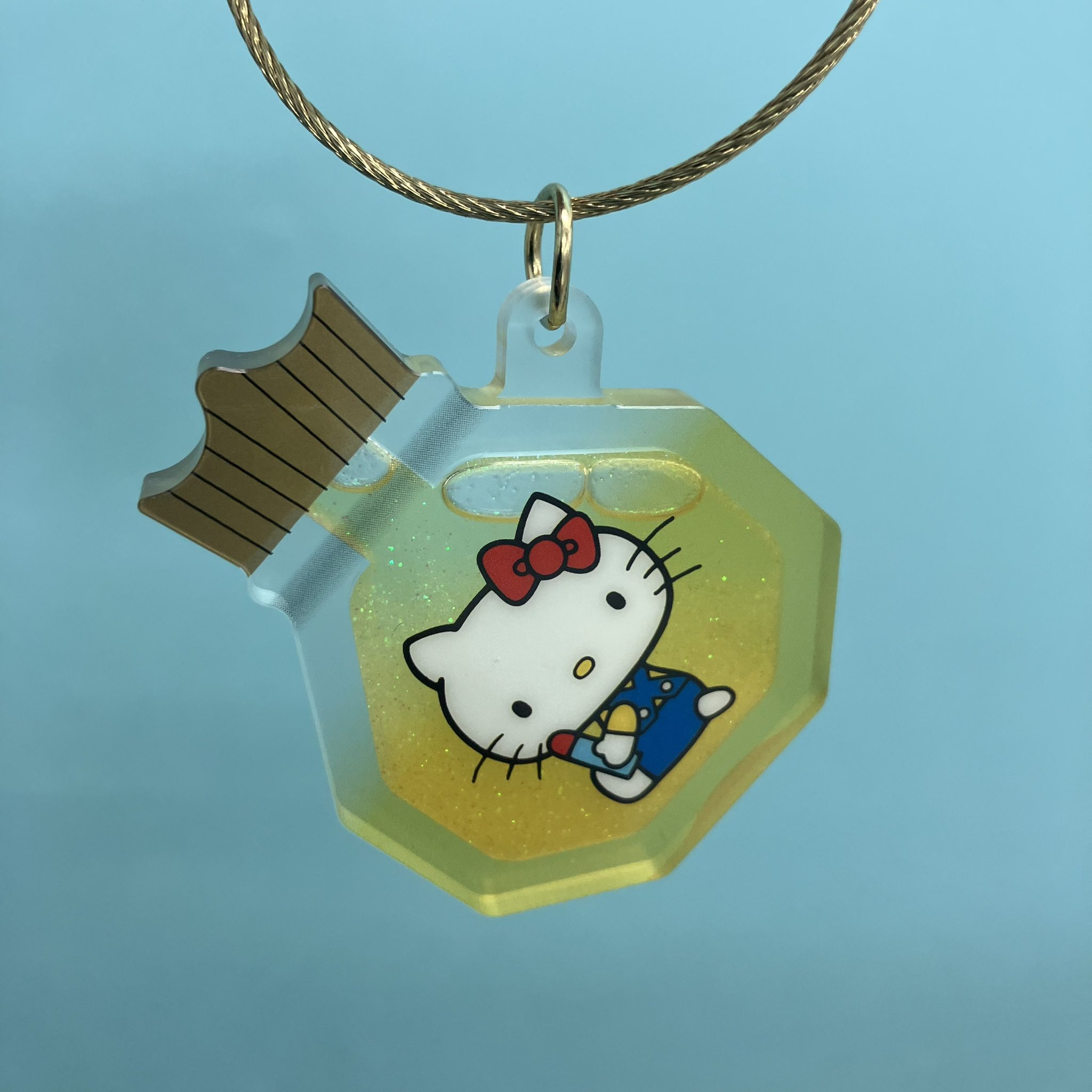 廃盤品　エバー航空機内限定サンリオコラボチャーム 見てくれてありがとう♥ サンリオの最新情報をお届けしてるよ