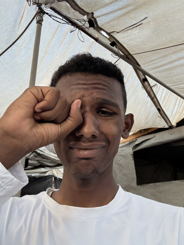 I'm sorry for crying but due to famine 
please leave a dot.

gofundme.com/f/please-stand…