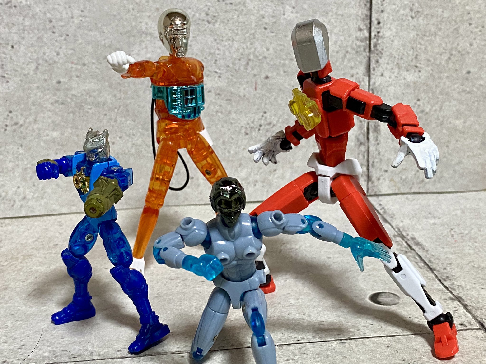 ★タカラ　ミクロマン人形レア　★稀少品　専用ケースあり Amazon.co.jp: 復刻版 ミクロマン アクロイヤー 3体セット