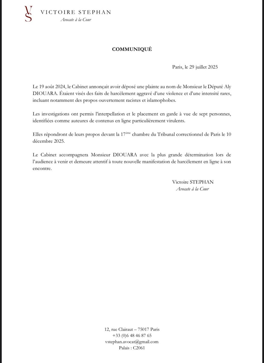Communiqué du 29.07.2025 dans l’intérêt de Monsieur le Député <a href="/AlyDiouara/">Aly D</a> 

Le 10 décembre 2025, sept personnes répondront de faits de harcèlement aggravé devant le tribunal correctionnel de Paris.