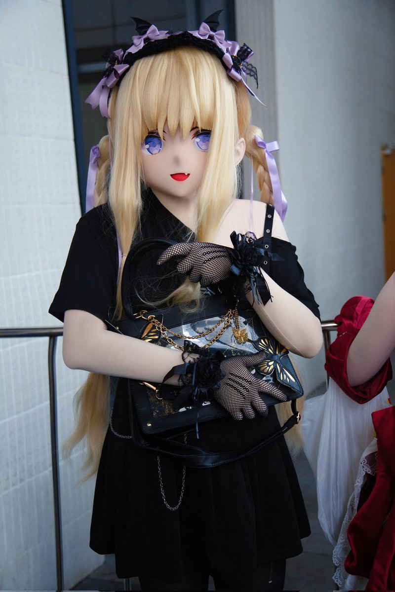 萤火虫day2
纪念一下萌新第一次变娃（海绵垫少了x）
感谢<a href="/Ryuu_Jou/">砧板型龍驤</a>老师拍摄
#着ぐるみ   #kigurumi #kig  #kiger