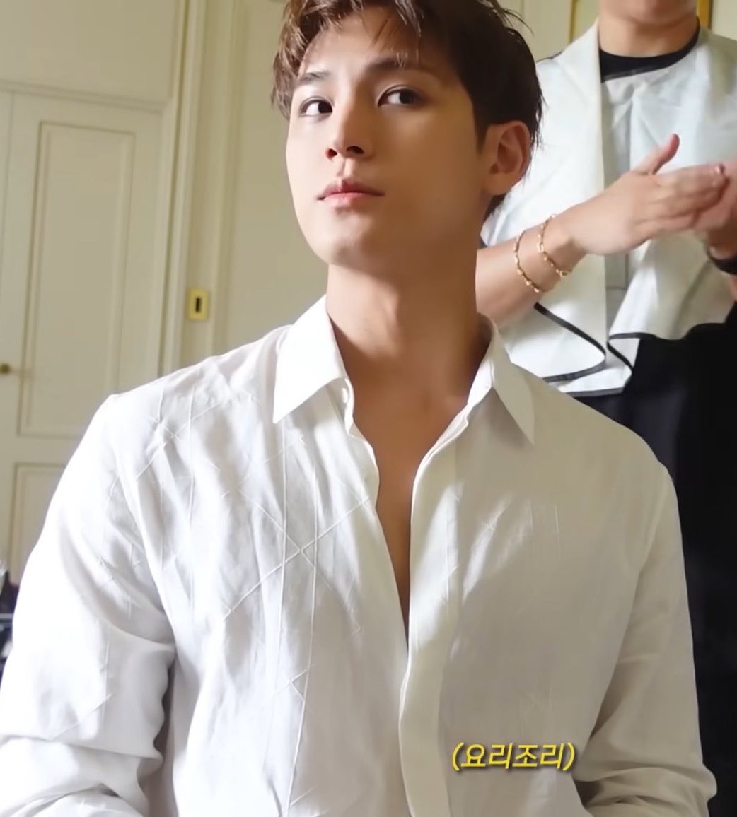 svtxtwx's tweet image. wedding prep 😌