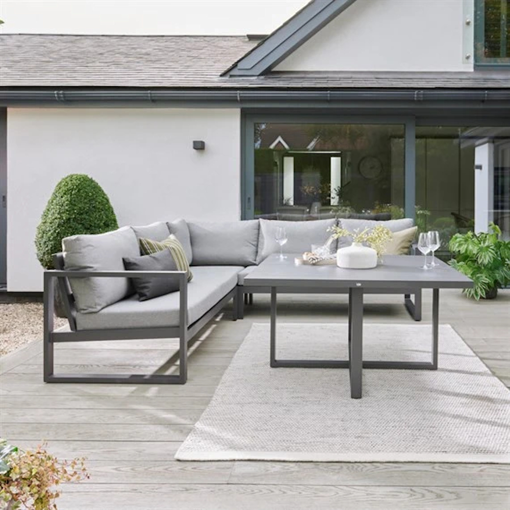 Longacres Garden Centres tweet media