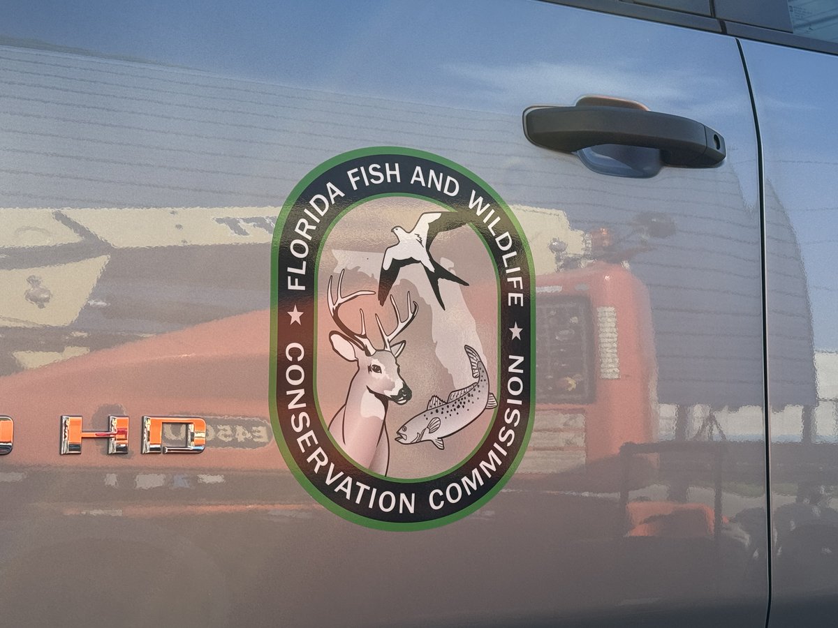 A few befores and afters of a 2000lb lift hoist on the back of an #FWC truck. 
myfwc.com