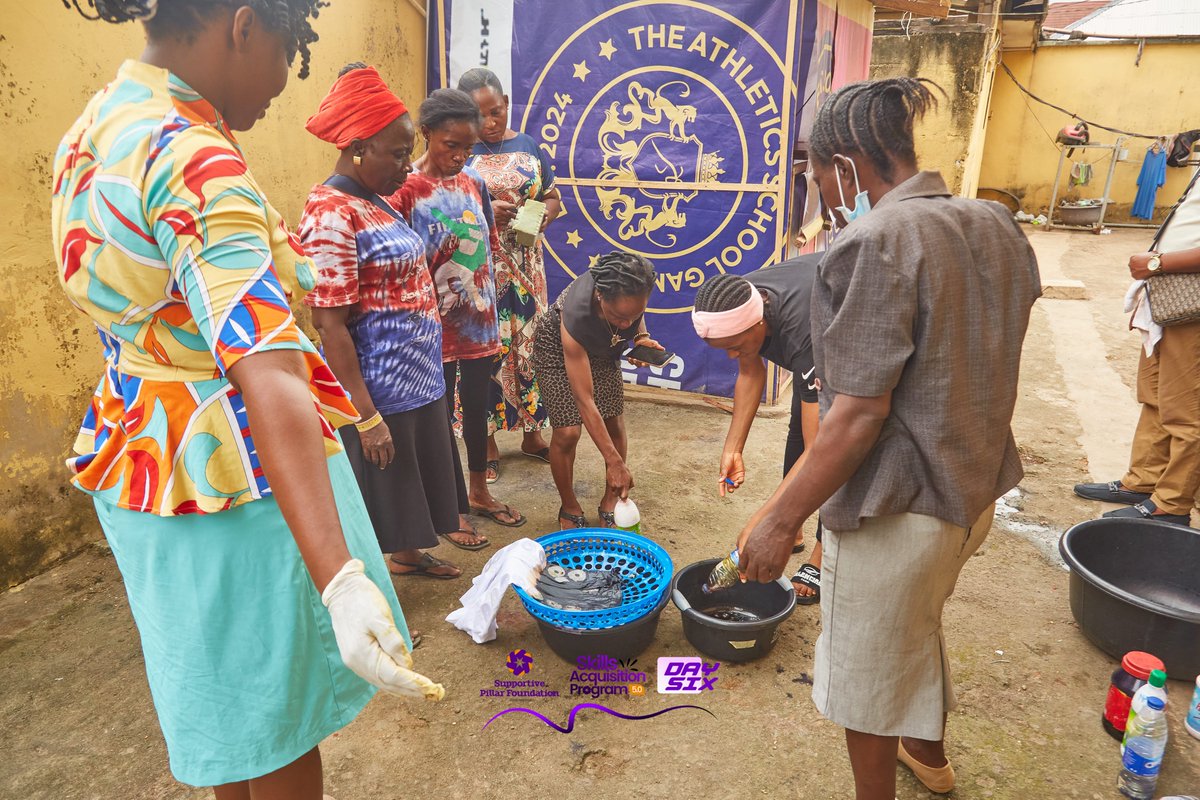 Supportivepf's tweet image. Day 6: Color Splash in Motion

New patterns. New pigments. New possibilities

The Tie &amp;amp; Dye department keeps bringing the vibe, one fabric at a time.

#SPF #SAP5.0 #RewindTheEnergy | Farmer | Bright Allora | Multichoice | Eth OS | Lagos | #BBNaija | dede | Koyin | Sultana | Imisi