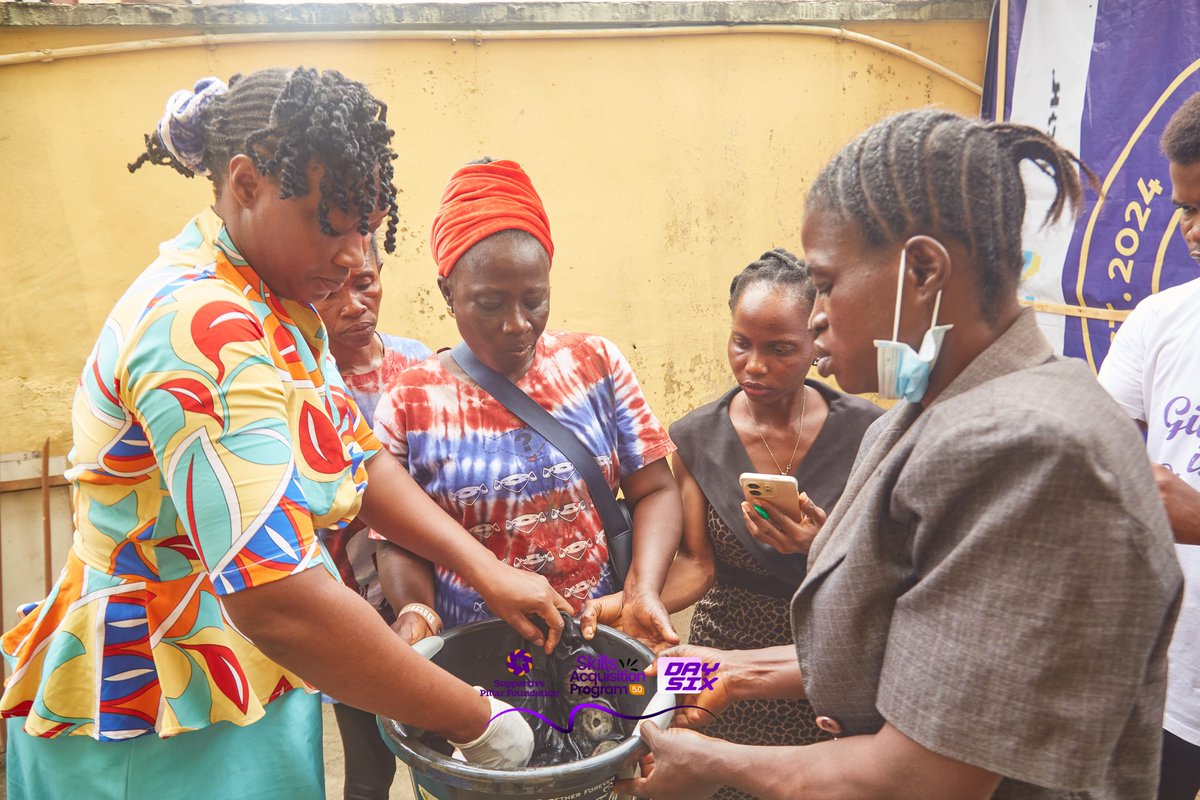 Supportivepf's tweet image. Day 6: Color Splash in Motion

New patterns. New pigments. New possibilities

The Tie &amp;amp; Dye department keeps bringing the vibe, one fabric at a time.

#SPF #SAP5.0 #RewindTheEnergy | Farmer | Bright Allora | Multichoice | Eth OS | Lagos | #BBNaija | dede | Koyin | Sultana | Imisi