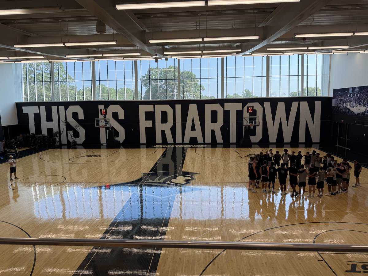 Got to check in on summer practice wrapping up here for Providence MBB. What’s in store for Year 3 of the Kim English era? 🏀