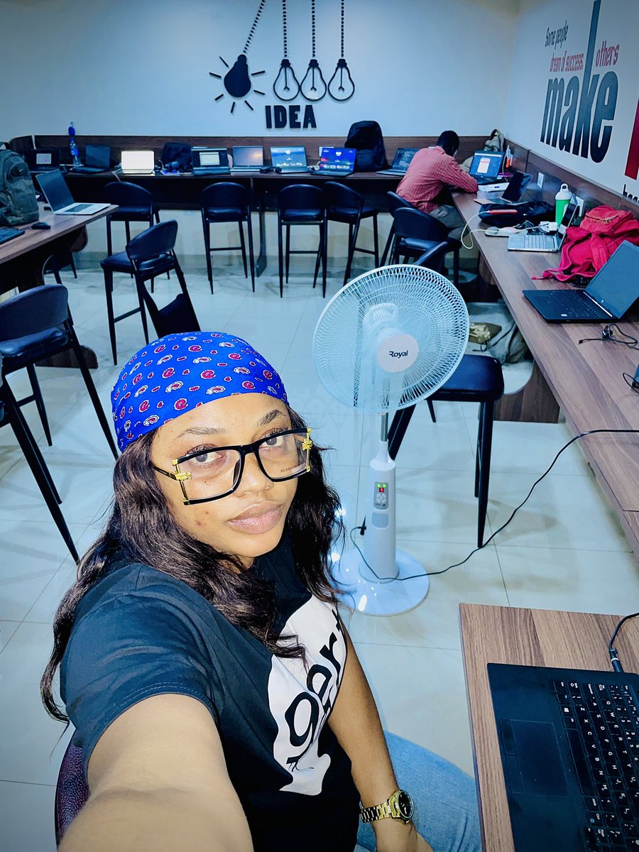 Esther|Virtual Assistant|Automation specialist tweet media