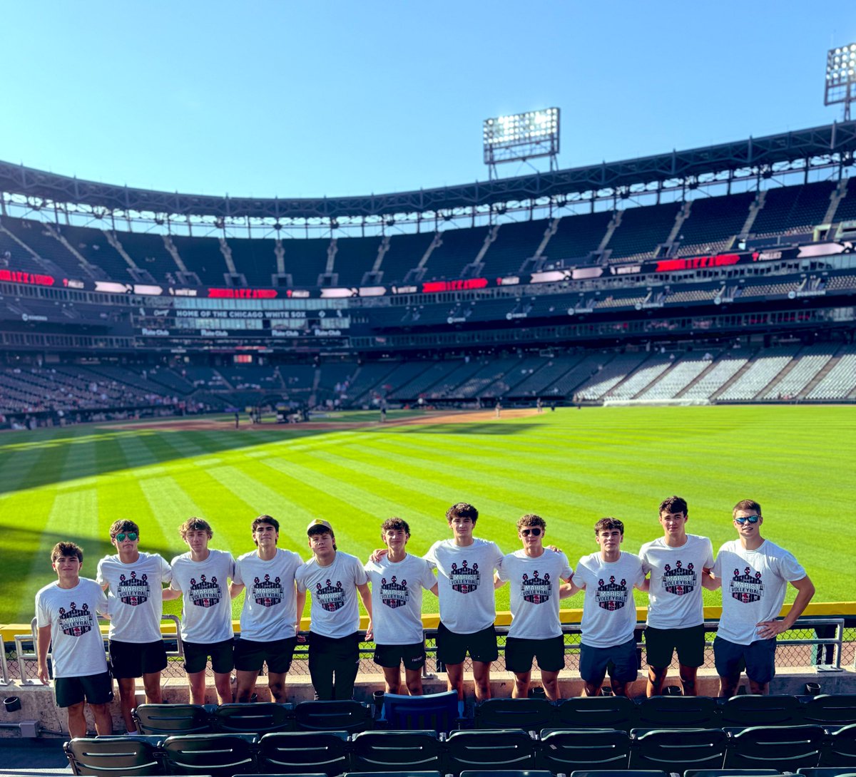 RedHawkVB's tweet photo. #ProgramNight at the Park. Thank you @whitesox #ChicagosStateChamps #Back2BackLegends πππ― https://t.co/uaEbq8aLco