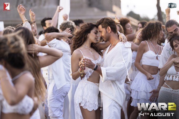 Film To Finale (@filmtofinale) on Twitter photo 🔥 #AavanJaavan brings the heat & the heartbeat!
Hrithik-Kiara's electric vibes + Arijit’s voice = pure magic 🎶
#War2 storms cinemas this 14th August in Hindi, Telugu & Tamil!
📸: <a href="/yrf/">Yash Raj Films</a>
#HrithikRoshan #KiaraAdvani #YRFSpyUniverse 🔥 #AavanJaavan brings the heat & the heartbeat!
Hrithik-Kiara's electric vibes + Arijit’s voice = pure magic 🎶
#War2 storms cinemas this 14th August in Hindi, Telugu & Tamil!
📸: <a href="/yrf/">Yash Raj Films</a>
#HrithikRoshan #KiaraAdvani #YRFSpyUniverse