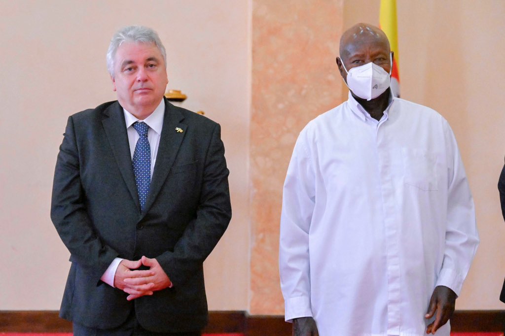 Ambassador of Ireland to Uganda (@ieambuganda) on Twitter photo I was delighted to get the opportunity to pay a final courtesy call with his Excellency <a href="/KagutaMuseveni/">Yoweri K Museveni</a> at the end of my posting, to talk about my 4 years in Uganda, the strong links between Ireland and Uganda and many areas of cooperation between the two countries. I was delighted to get the opportunity to pay a final courtesy call with his Excellency <a href="/KagutaMuseveni/">Yoweri K Museveni</a> at the end of my posting, to talk about my 4 years in Uganda, the strong links between Ireland and Uganda and many areas of cooperation between the two countries.
