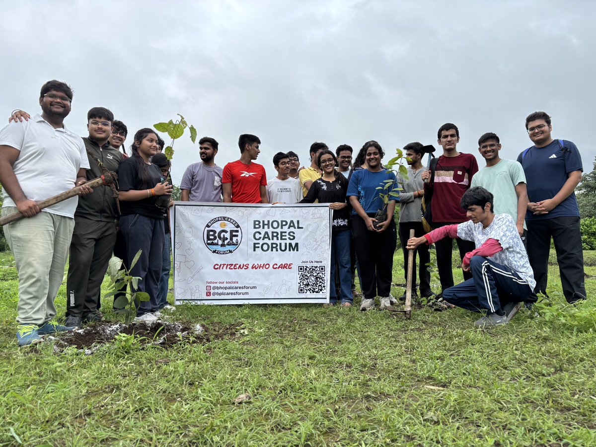 BplCaresForum's tweet photo. 1/
हर बड़े बदलाव की शुरुआत एक छोटे से विचार से होती है।
ऐसा ही एक विचार Reddit पर एक 20 वर्षीय छात्र ��े रखा और कई युवाओं ने उससे जुड़ाव महसूस किया।

#Bhopal #YouthPower https://t.co/DhrAlLgJzi