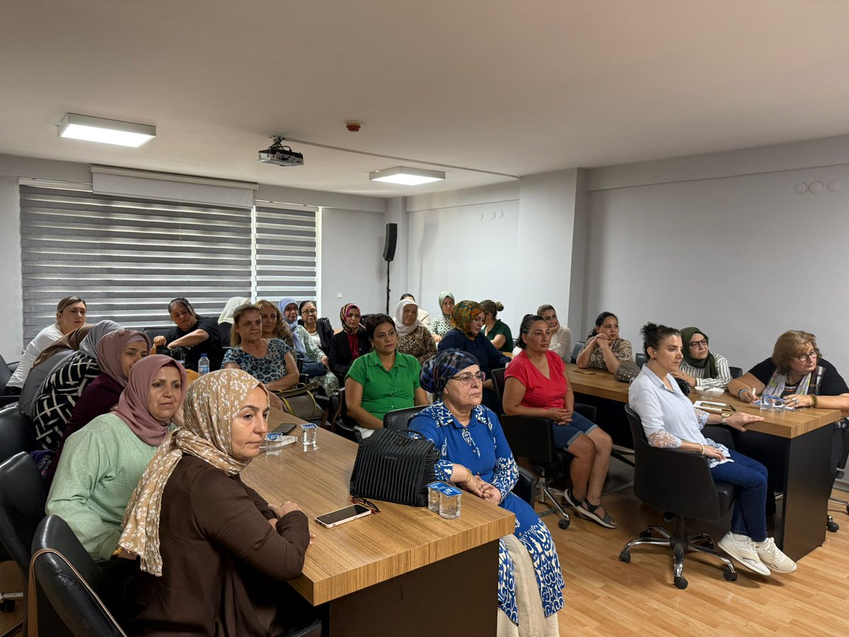 📍Antalya İl Başkanlığı

Genel Merkez Kadın Kolları Teşkilat Başkanımız Sn. Tülay Kaynarca ( <a href="/tulaykaynarca/">Tülay Kaynarca</a> ) ve Milletvekilimiz Sn. Tuba Vural Çokal ( <a href="/tubavuralcokal/">Dr. Tuba Vural Çokal 🇹🇷</a> ) 'ın teşrifleriyle Haftalık Olağan Yürütme ve Yönetim Kurulu Toplantımızı gerçekleştirdik.

Antalya’mıza dair