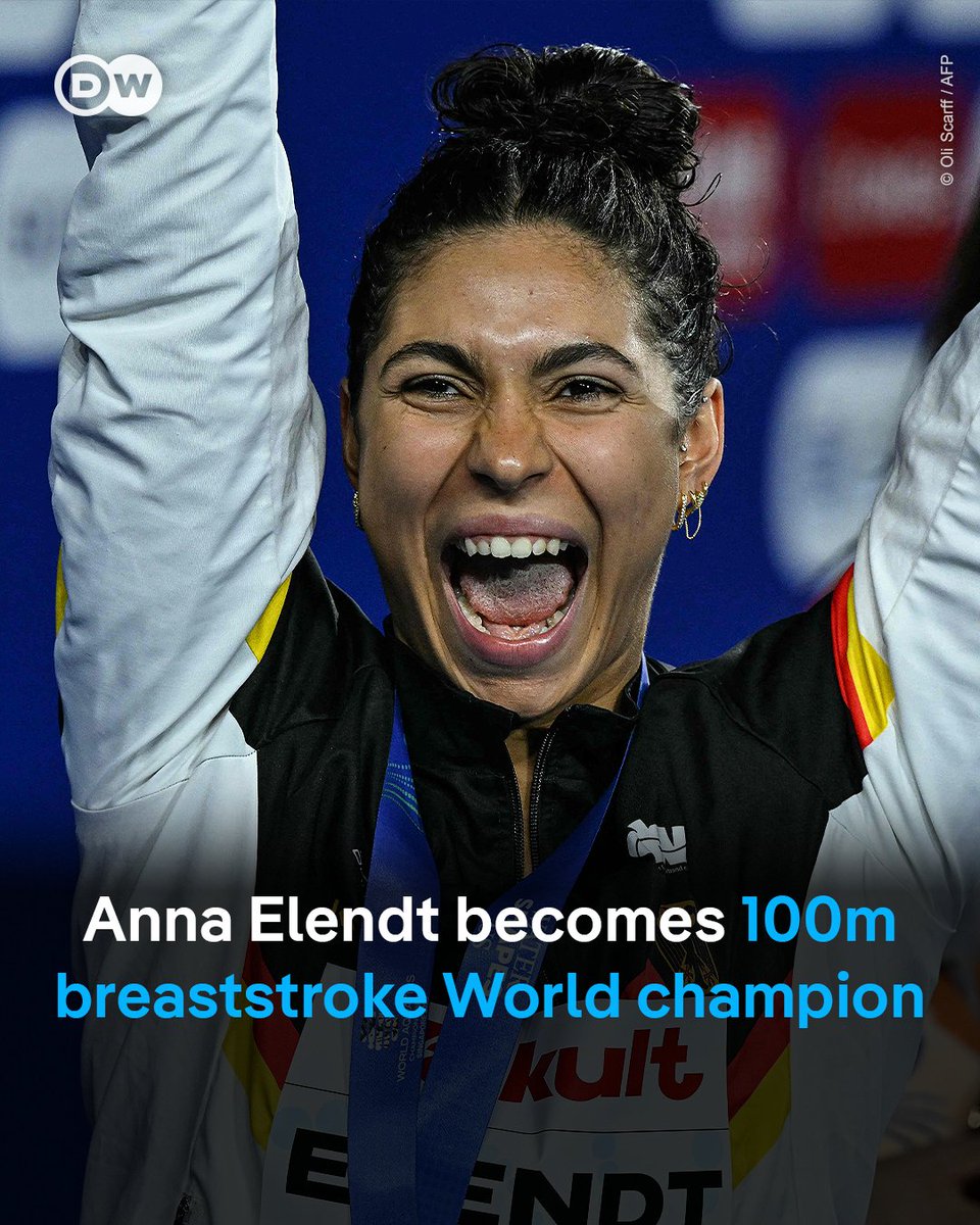 dw_sports's tweet photo. WHAT. A. FINISH! 💥

Anna Elendt surges through the final 25 metres of the Women's 100m Breaststroke to sensationally win her first-ever World Championships gold! 🥇

She set a new German record time of 1:05.19 🇩🇪

Take a bow, Anna! 

#AQUASingapore25 https://t.co/gcGrX2Pe8e