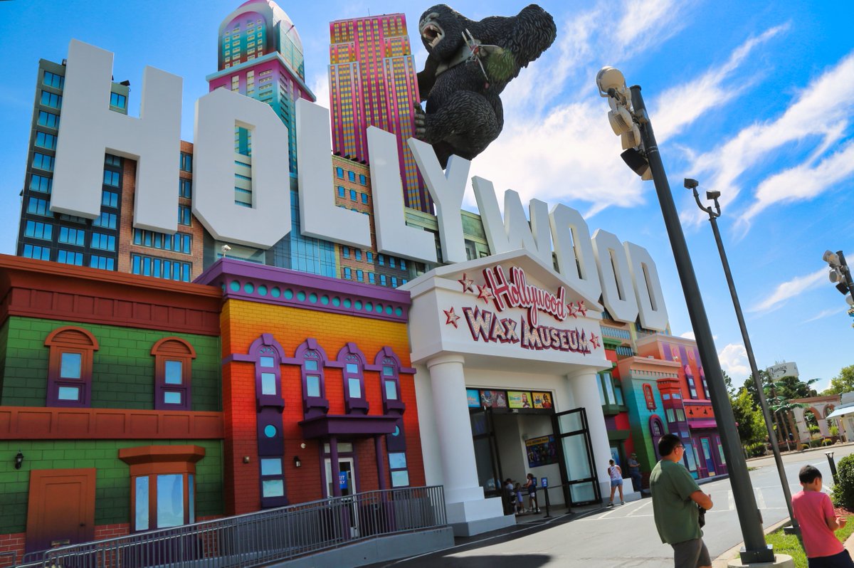 WOW! Hollywood Wax Museum is lookin’ fresh with that new paint! 🎨✨

branson.com/attractions/ho…