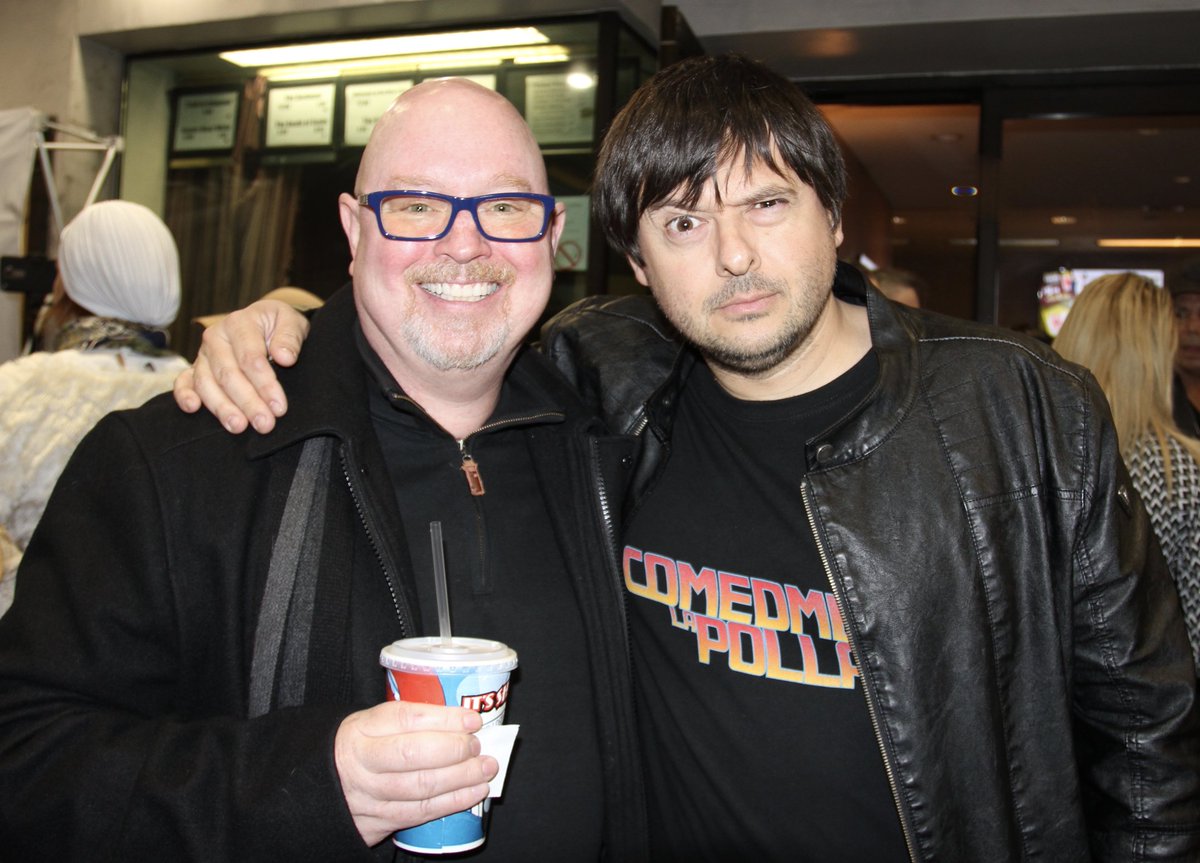 En algun lugar de Andalucia,  mi amigo <a href="/Julian__Lara/">Julian Lara</a> celebra su cumpleaños.   ¡Felicidades, amigo!