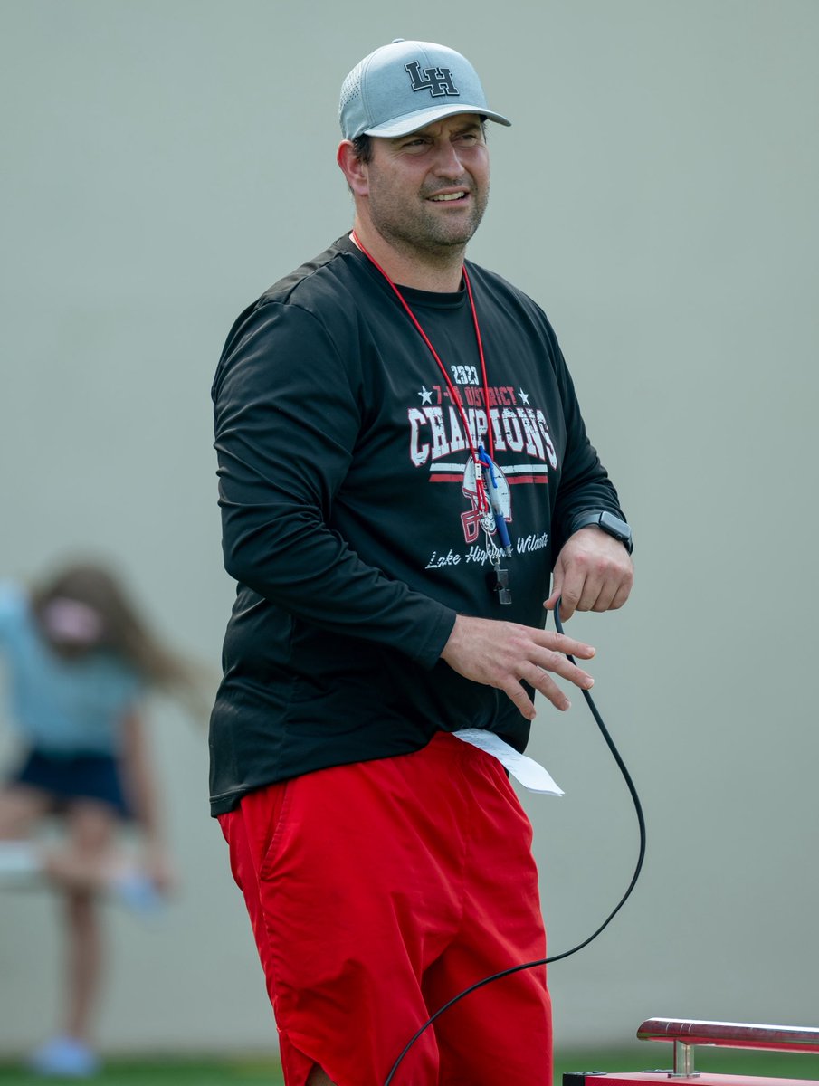 LHHS Football (@lhhs_football) on Twitter photo Congratulations to <a href="/Coach_Pascuzzi/">Anthony Pascuzzi</a> for being named <a href="/RISDAthDept/">Richardson ISD Athletics</a> assistant coach of the year! Congratulations to <a href="/Coach_Pascuzzi/">Anthony Pascuzzi</a> for being named <a href="/RISDAthDept/">Richardson ISD Athletics</a> assistant coach of the year!