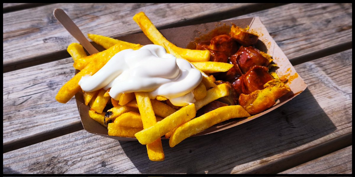 Heute gabs #Currywurst mit Fritten. Einfach lecker! 🥰

#LeckerCurrywurst