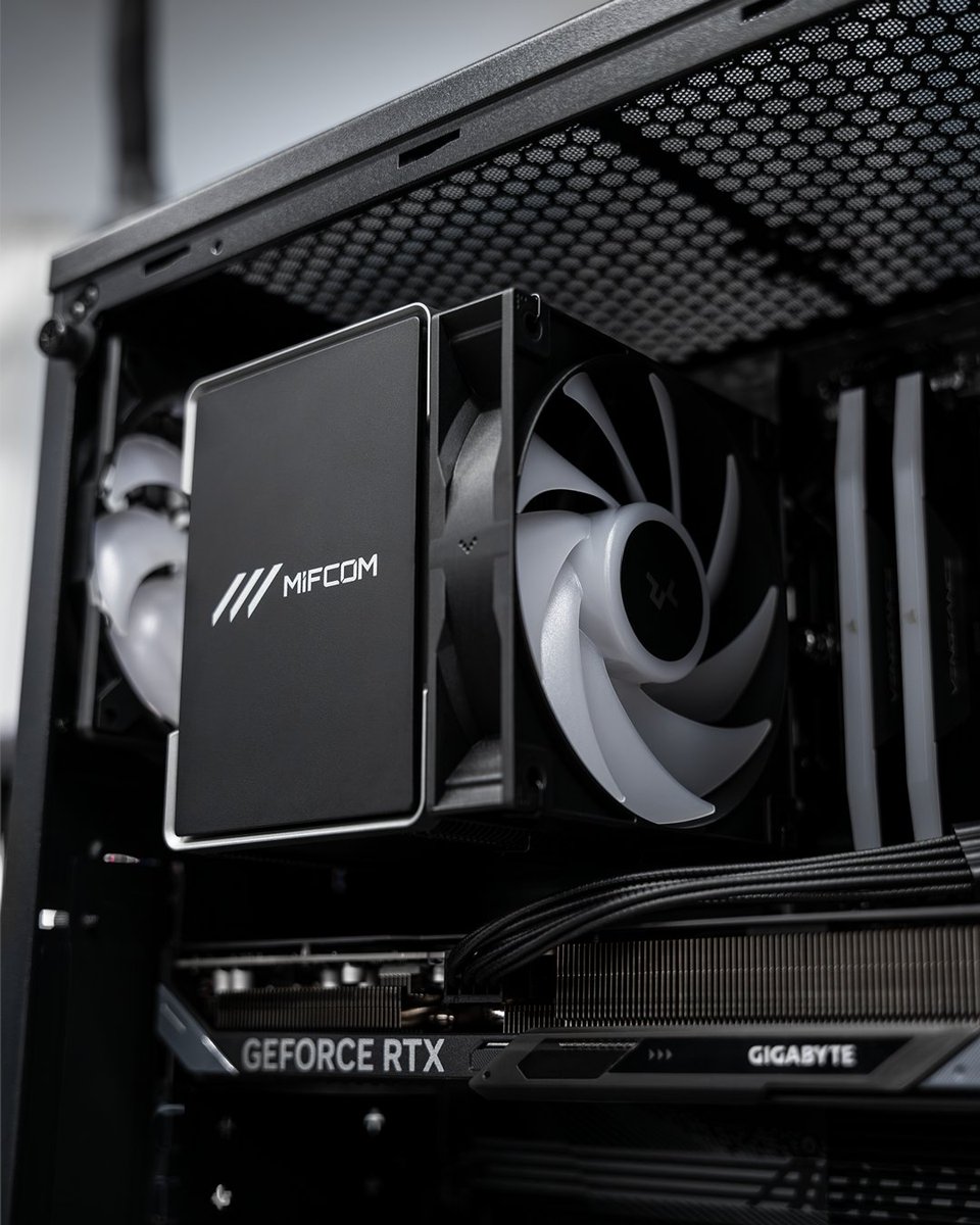 MIFCOM (@mifcomgmbh) on Twitter photo Entdecke den <a href="/DeepCoolGermany/">DeepCool Deutschland</a> AK500 ARGB Single Tower Kühler in der MIFCOM Edition ❄
Der AK500 ist der perfekte Kühler für leistungsstarke CPUs bis 240 W und dank 5 Heatpipes bleibt Dein System auch bei hoher Last cool und leise.
➡ Jetzt entdecken: ow.ly/1NT650WwJPi Entdecke den <a href="/DeepCoolGermany/">DeepCool Deutschland</a> AK500 ARGB Single Tower Kühler in der MIFCOM Edition ❄
Der AK500 ist der perfekte Kühler für leistungsstarke CPUs bis 240 W und dank 5 Heatpipes bleibt Dein System auch bei hoher Last cool und leise.
➡ Jetzt entdecken: ow.ly/1NT650WwJPi