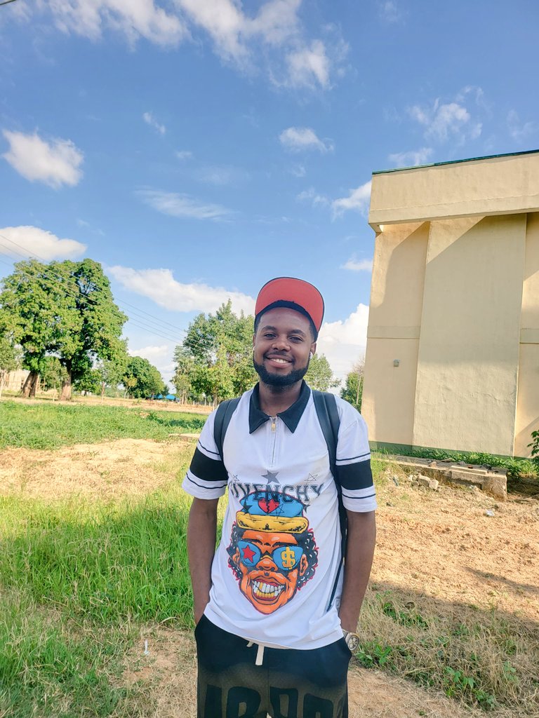 Orbs_Official's tweet photo. Just Smile😊
It's Good start to your week and day https://t.co/ddzRBoJgHr