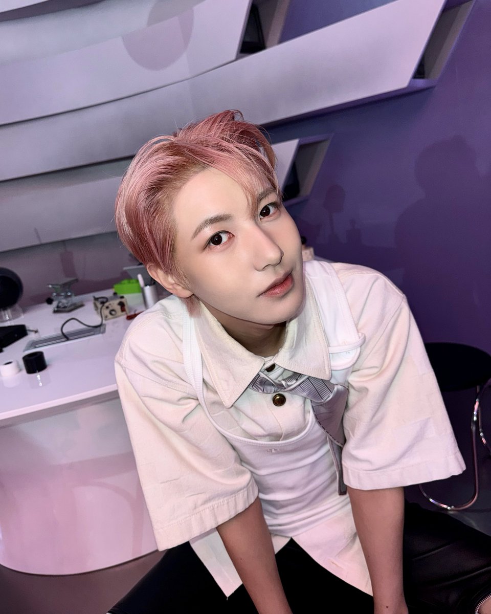 Space-time

#RENJUN #NCTDREAM 
#CHILLER #NCTDREAM_CHILLER