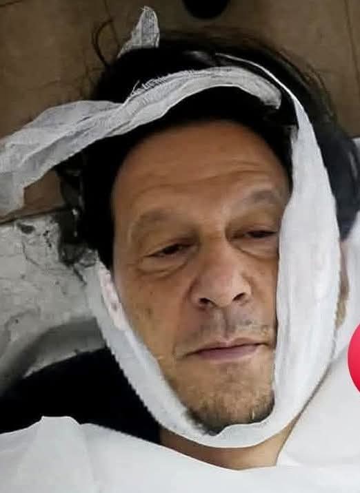 🚨بڑی خبر 
اڈیالہ جیل سے اچھی خبریں نہیں آرہیں تمام کارکنان جنازے کیلئے باوضو رہیں