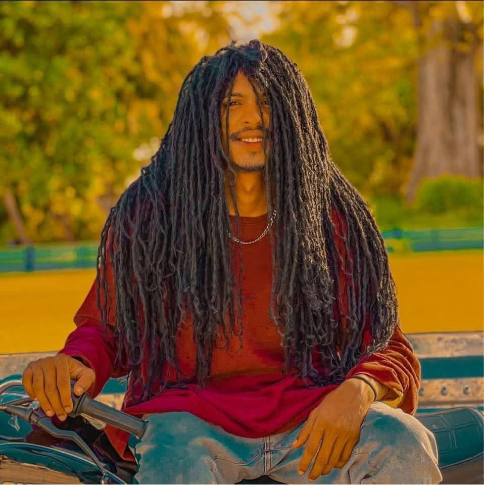 ShadowWatchMV's tweet image. Yesterday’s fatal incident reportedly stemmed from a dispute between a local drug dealer and a buyer who had taken drugs on credit. Sources say the altercation turned violent when the dealer demanded payment just days after the transaction. The cost of the drug in question was…