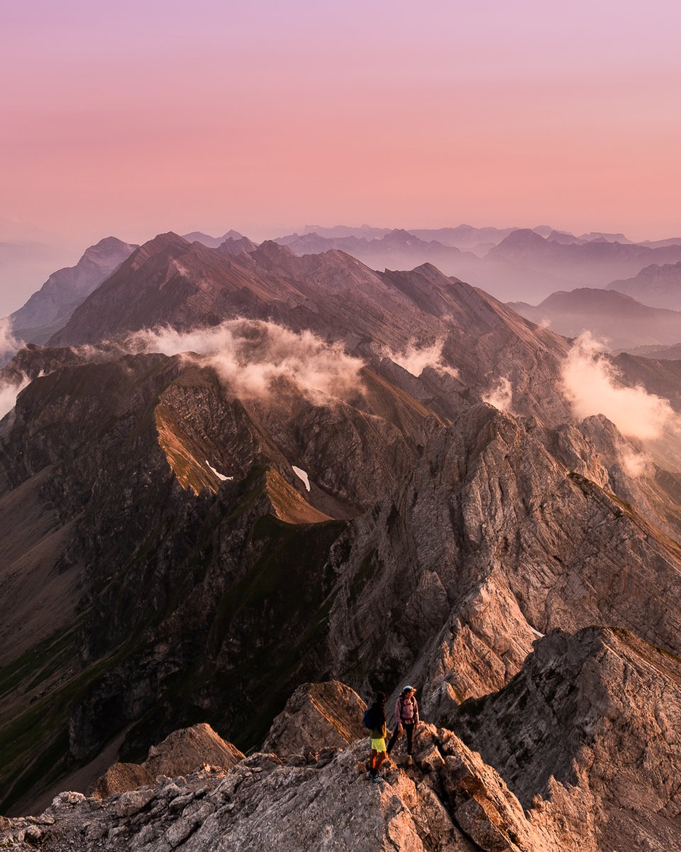 Mode sunset activé ! ✅

#legrandbornand #mongrandbo #coucherdesoleil #aravis